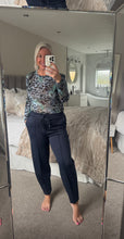 Load image into Gallery viewer, The pin tuck barrel joggers
