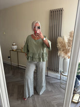 Load image into Gallery viewer, SALE The striped linen trousers with pockets (no return on sale items)
