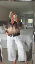 Load image into Gallery viewer, The Lightweight ombre animal print detail jacket
