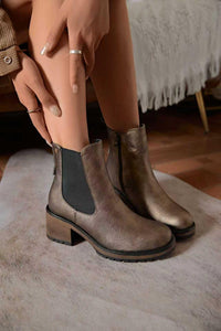 The Zara boots in Bronze