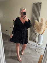 Load image into Gallery viewer, The tiggy Belted velour sequin dress
