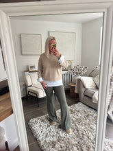 Load image into Gallery viewer, The supersoft high waisted flares in khaki
