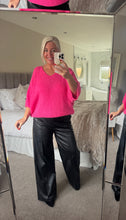 Load image into Gallery viewer, The Pu pin tuck trousers with pockets
