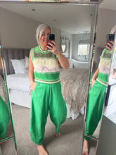 Load image into Gallery viewer, The colour pop denim cocoons
