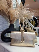 Load image into Gallery viewer, The leather loop clutch bag
