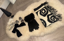 Load image into Gallery viewer, The ultimate supersoft scarf &amp; gloves gift set
