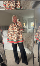 Load image into Gallery viewer, The Ashley swing jacket with pockets
