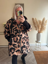 Load image into Gallery viewer, The animal print quilted coat
