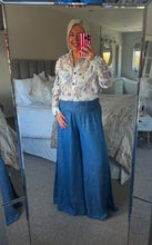 Load image into Gallery viewer, The shirred high waisted denim palazzos

