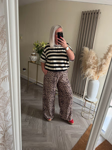 The animal print tie waist trousers with pockets