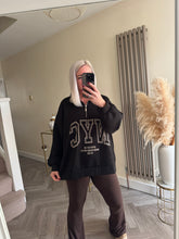 Load image into Gallery viewer, The N Y fleece lined jersey
