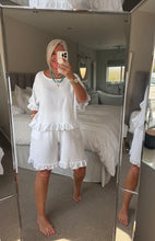 Load image into Gallery viewer, The Ibiza hopsack frill hem shorts set with pockets
