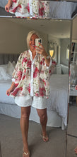 Load image into Gallery viewer, The zeta Otto floral shirt
