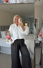 Load image into Gallery viewer, The zeta floral sleeve shirt/jacket
