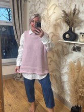 Load image into Gallery viewer, The knitted tank
