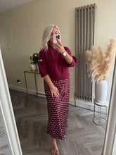 Load image into Gallery viewer, The diamanté detail puff sleeve jumper
