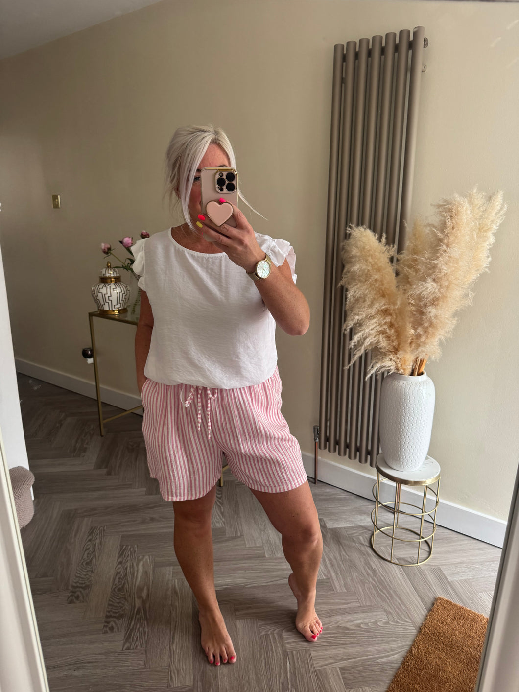 SALE The button back top (no return on sale items)