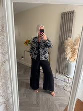 Load image into Gallery viewer, The tie waist elasticated linen trousers
