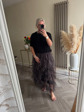 Load image into Gallery viewer, The Eve cropped knit
