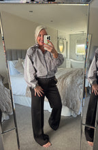 Load image into Gallery viewer, The Bobbie showerproof checked jacket in chocolate
