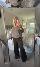 Load image into Gallery viewer, The Ellie tie side knit
