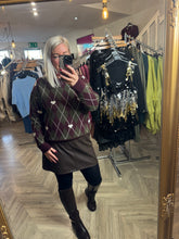 Load image into Gallery viewer, The argyle knit
