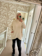 Load image into Gallery viewer, The v hem Ribby roll neck jumper
