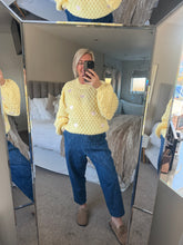 Load image into Gallery viewer, The bubble heart knit
