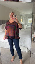 Load image into Gallery viewer, The tie elasticated waist Magic’s with pockets

