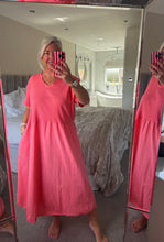 Load image into Gallery viewer, The Ibiza ribbed t shirt dress with pockets
