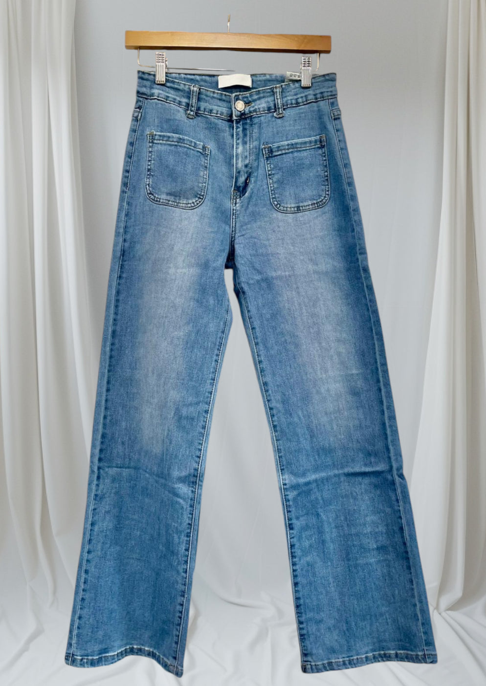 The mid wash double pocket jeans