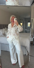 Load image into Gallery viewer, The tie waist pin tuck jogger

