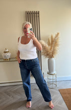 Load image into Gallery viewer, The G smack barrel Jean
