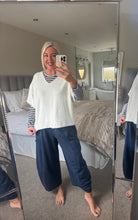 Load image into Gallery viewer, The V neck Lucy knit
