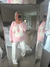 Load image into Gallery viewer, The Lola daisy knit
