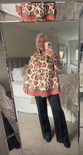 Load image into Gallery viewer, The Ashley swing jacket with pockets

