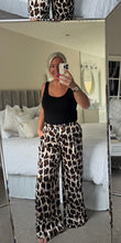 Load image into Gallery viewer, The animal print satin trousers
