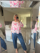 Load image into Gallery viewer, The Lottie daisy crochet top
