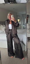 Load image into Gallery viewer, The satin abstract trouser suit
