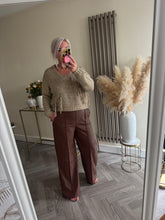 Load image into Gallery viewer, The saints tassel knit in gold
