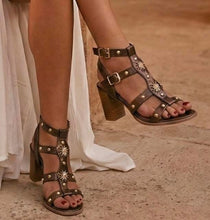 Load image into Gallery viewer, The Lois gladiator sandals
