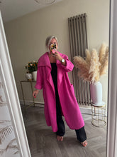 Load image into Gallery viewer, The waterfall boucle coat
