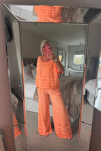 Load image into Gallery viewer, The Hopsack Seam detail top
