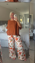 Load image into Gallery viewer, The Bali Hopsack frill top
