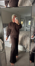 Load image into Gallery viewer, The gold seam detail luxe jersey tracksuit
