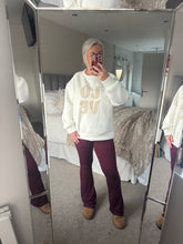 Load image into Gallery viewer, The supersoft high waisted flares in wine
