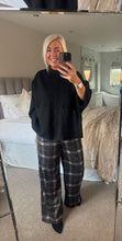 Load image into Gallery viewer, The Harlow check trousers with separate belt &amp; pockets
