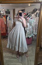 Load image into Gallery viewer, The ditzy  shirred dress
