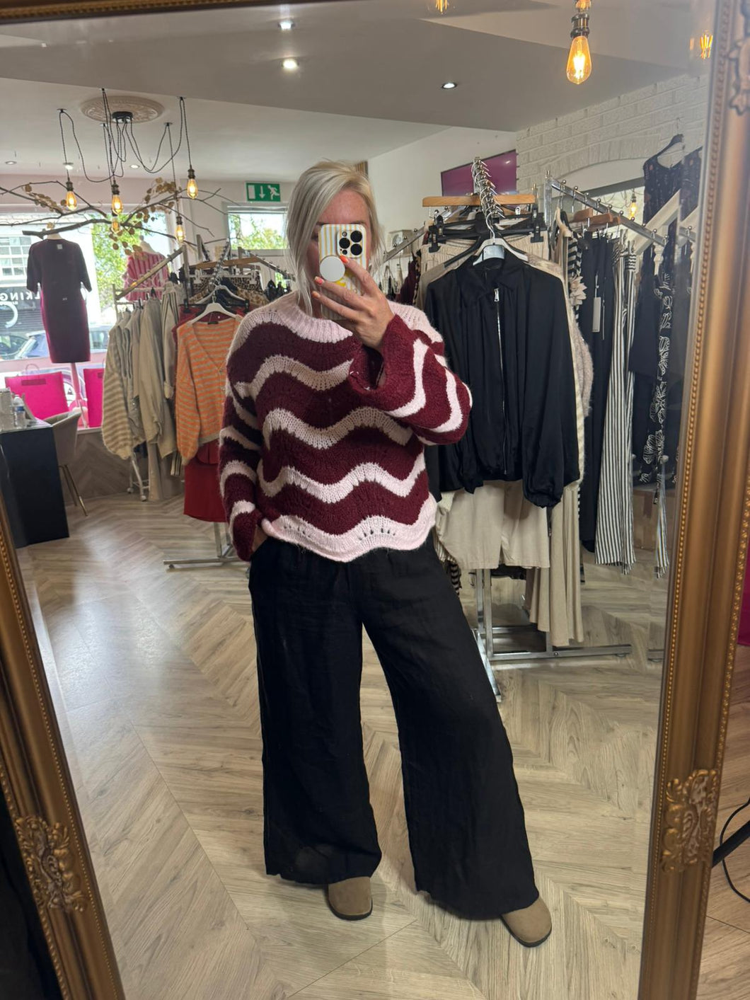 The Scalloped wave knit